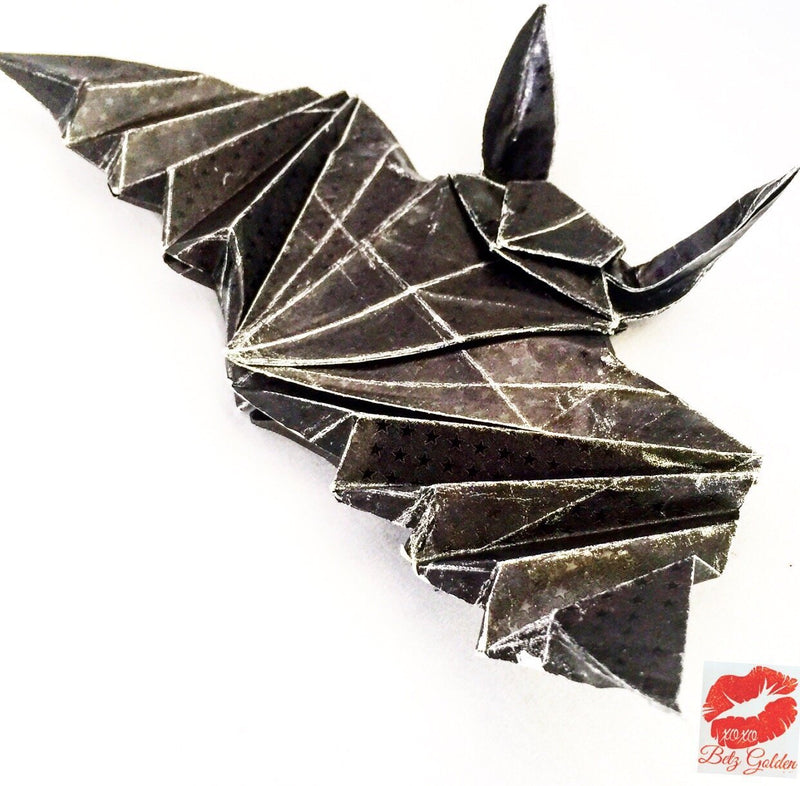 Grungy Bat! | Rinea