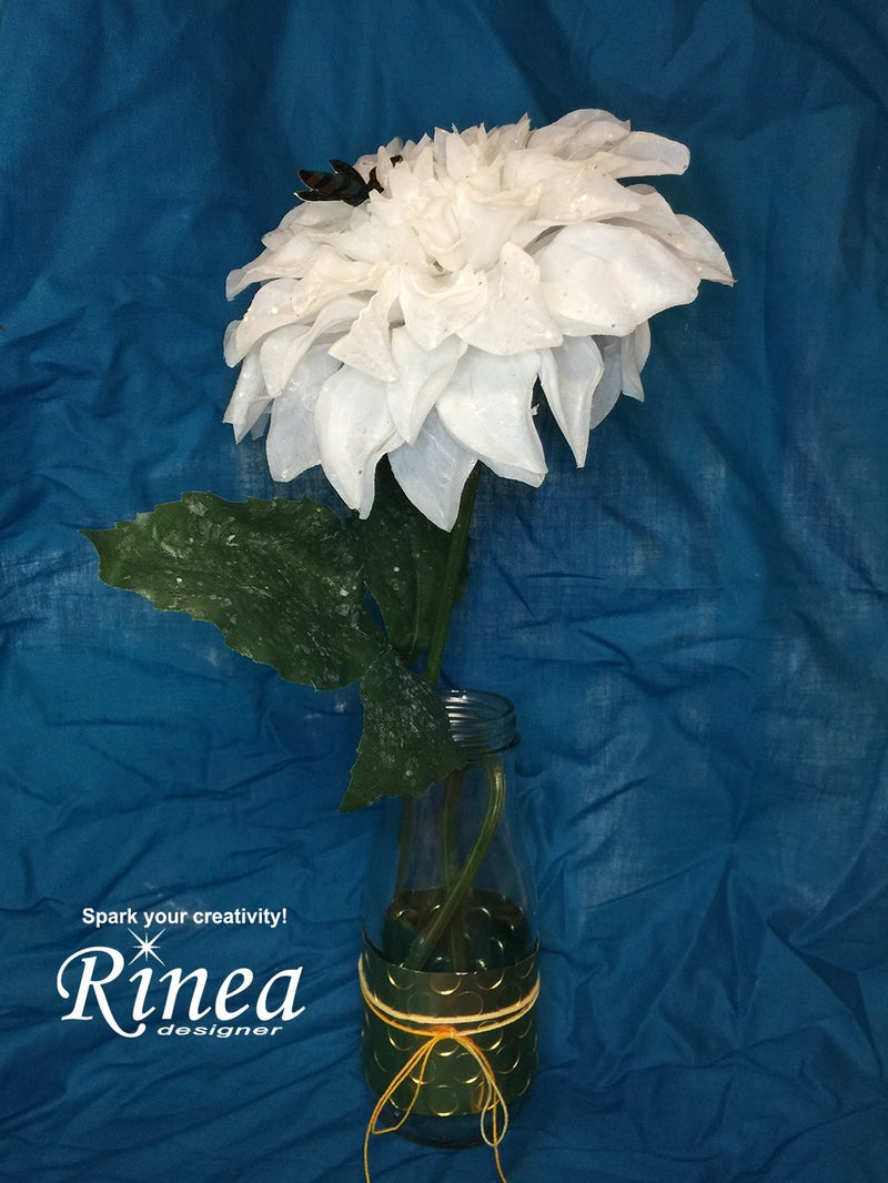 Stamping a Rinea Bee and Vase by Janet | Rinea